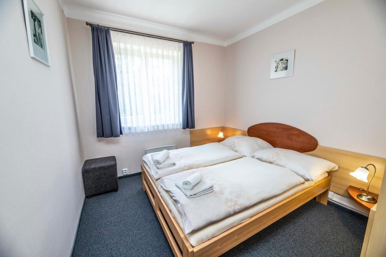 Parkhotel Skalni Mesto Jičín Екстериор снимка